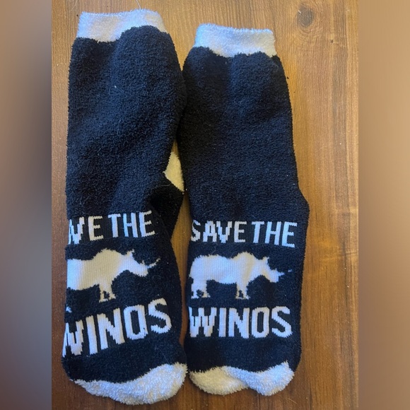 cute socks for wine drinkers - Picture 3 of 3